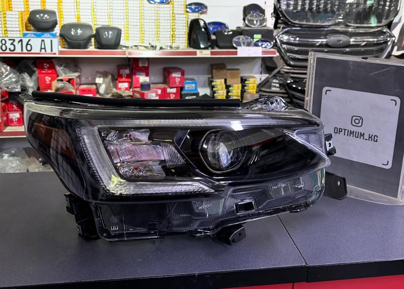 Фара SUBARU OUTBACK BT 20-22 RH USA (без AFS)